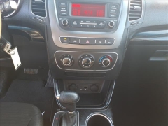 Used 2015  Kia Sorento 4d SUV FWD LX at Best Choice Motors near Lafayette&comma; IN