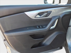 Used 2025  Chevrolet Blazer FWD 4dr LT w&sol;2LT at Best Choice Motors near Lafayette&comma; IN