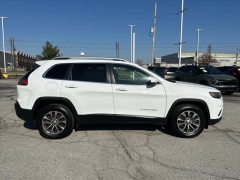 Used 2019  Jeep Cherokee 4d SUV 4WD Latitude Plus 2&period;0L Turbo at Best Choice Motors near Lafayette&comma; IN