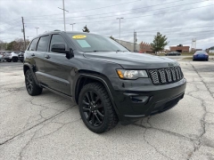 Used 2020  Jeep Grand Cherokee 4d SUV 4WD Laredo Altitude at Best Choice Motors near Lafayette&comma; IN