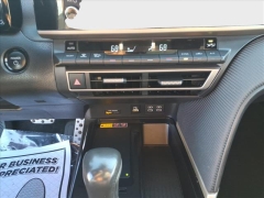 Used 2025  Toyota Camry SE at Best Choice Motors near Lafayette&comma; IN