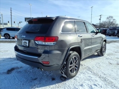 Used 2021  Jeep Grand Cherokee Limited 4x4 at Best Choice Motors near Lafayette&comma; IN