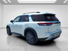 Used 2024  Nissan Pathfinder SV 4WD at Best Choice Motors near Lafayette&comma; IN