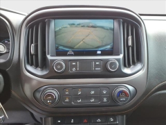 Used 2022  GMC Canyon 4WD Crew Cab 141" AT4 w&sol;Cloth at Best Choice Motors near Lafayette&comma; IN