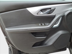 Used 2025  Chevrolet Blazer FWD 4dr LT w&sol;2LT at Best Choice Motors near Lafayette&comma; IN