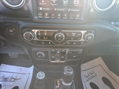 Used 2021  Jeep Wrangler Unlimited Sahara Altitude 4x4 at Best Choice Motors near Lafayette&comma; IN