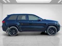 Used 2019  Jeep Grand Cherokee 4d SUV 4WD Laredo Altitude at Best Choice Motors near Lafayette&comma; IN