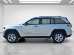 Used 2023  Jeep Grand Cherokee Limited 4x4 at Best Choice Motors near Lafayette&comma; IN