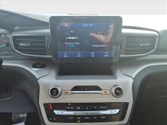 Used 2024  Ford Explorer XLT 4WD at Best Choice Motors near Lafayette&comma; IN