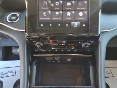 Used 2023  Jeep Grand Cherokee Laredo 4x4 at Best Choice Motors near Lafayette&comma; IN