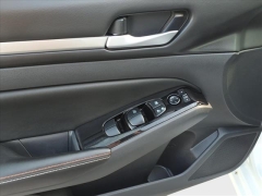 Used 2024  Nissan Altima 2&period;5 SR AWD Sedan at Best Choice Motors near Lafayette&comma; IN