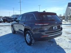Used 2023  Jeep Grand Cherokee Laredo 4x4 at Best Choice Motors near Lafayette&comma; IN