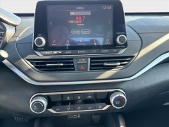 Used 2022  Nissan Altima 2&period;5 SV AWD Sedan at Best Choice Motors near Lafayette&comma; IN