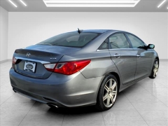 Used 2012  Hyundai Sonata 4d Sedan SE at Best Choice Motors near Lafayette&comma; IN
