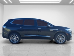 Used 2022  Buick Enclave AWD 4dr Essence at Best Choice Motors near Lafayette&comma; IN