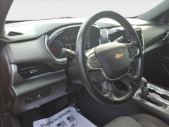 Used 2023  Chevrolet Traverse FWD 4dr LT Cloth w&sol;1LT at Best Choice Motors near Lafayette&comma; IN