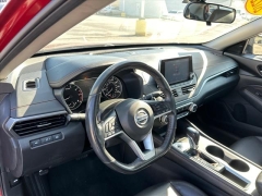 Used 2022  Nissan Altima 2&period;5 SV AWD Sedan at Best Choice Motors near Lafayette&comma; IN