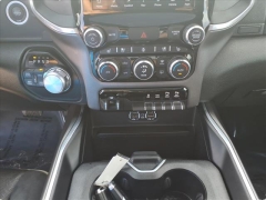 Used 2022  Ram 1500 4WD Laramie Crew Cab 5'7" Box at Best Choice Motors near Lafayette&comma; IN