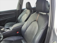 Used 2020  Toyota Camry 4d Sedan XLE at Best Choice Motors near Lafayette&comma; IN