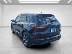 Used 2024  Ford Escape Hybrid Platinum AWD at Best Choice Motors near Lafayette&comma; IN