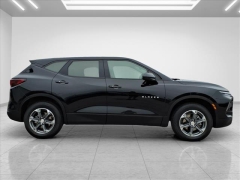 Used 2025  Chevrolet Blazer FWD 4dr LT w&sol;2LT at Best Choice Motors near Lafayette&comma; IN
