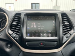 Used 2016 Jeep Cherokee 4d SUV 4WD Limited V6 at Best Choice Motors near Lafayette, IN