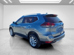 Used 2018  Nissan Rogue 4d SUV AWD SV at Best Choice Motors near Lafayette&comma; IN