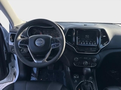 Used 2022  Jeep Cherokee Limited 4x4 at Best Choice Motors near Lafayette&comma; IN