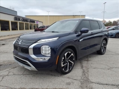 Used 2024  Mitsubishi Outlander Plug-In Hybrid SE S-AWC at Best Choice Motors near Lafayette&comma; IN