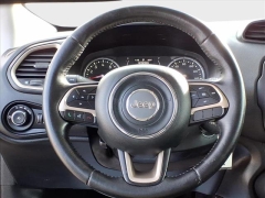 Used 2015  Jeep Renegade 4d SUV 4WD Latitude at Best Choice Motors near Lafayette&comma; IN