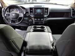 Used 2019  Ram 1500 2WD Crew Cab Big Horn&sol;Lone Star at Best Choice Motors near Lafayette&comma; IN