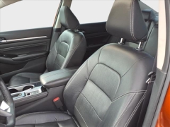 Used 2021  Nissan Altima 2&period;5 Platinum AWD Sedan at Best Choice Motors near Lafayette&comma; IN