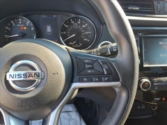 Used 2018  Nissan Rogue 4d SUV AWD SV at Best Choice Motors near Lafayette&comma; IN