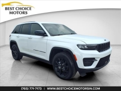  2024 Jeep Grand Cherokee Altitude X 4x4 at Best Choice Motors near Lafayette&comma; IN