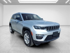 Used 2023  Jeep Grand Cherokee Limited 4x4 at Best Choice Motors near Lafayette&comma; IN