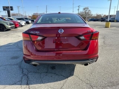 Used 2022  Nissan Altima 2&period;5 SV AWD Sedan at Best Choice Motors near Lafayette&comma; IN