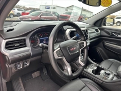 Used 2023  GMC Acadia FWD 4dr SLT at Best Choice Motors near Lafayette&comma; IN