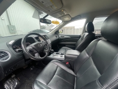 Used 2019 Nissan Pathfinder 4d SUV 4WD SL at Best Choice Motors near Lafayette, IN