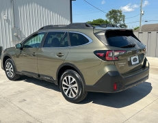 Used 2020 Subaru Outback 4d SUV AWD Premium at Best Choice Motors near Lafayette, IN