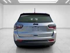 Used 2021  Jeep Compass Altitude FWD at Best Choice Motors near Lafayette&comma; IN