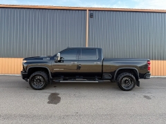 Used 2020  Chevrolet Silverado 2500 4WD Crew Cab High Country Dsl at T&K TruckCo near Great Falls&comma; MT