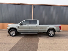 Used 2020  Ford Super Duty F-350 4WD Crew Cab Lariat SRW Longbed at T&K TruckCo near Great Falls&comma; MT