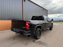 Used 2022  Chevrolet Silverado 2500HD 4WD Crew Cab 172" High Country Dsl at T&K TruckCo near Great Falls&comma; MT