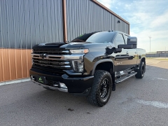 Used 2020  Chevrolet Silverado 2500 4WD Crew Cab High Country Dsl at T&K TruckCo near Great Falls&comma; MT
