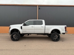 Used 2017  Ford Super Duty F-250 4WD Crew Cab Lariat at T&K TruckCo near Great Falls&comma; MT