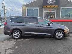 Used 2017  Chrysler Pacifica Hybrid 4d Wagon Touring Plus at Joshua Motor Company near Pennsauken&comma; NJ
