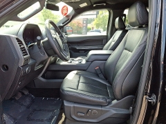 Used 2019 Ford Expedition 4d SUV 4WD XLT at Joshua Motor Company near Pennsauken, NJ