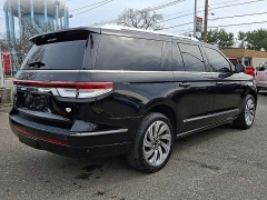 Used 2022  Lincoln Navigator L Reserve 4x4 at Joshua Motor Company near Pennsauken&comma; NJ