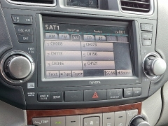 Used 2011 Toyota Highlander 4d SUV AWD Limited at Joshua Motor Company near Pennsauken, NJ