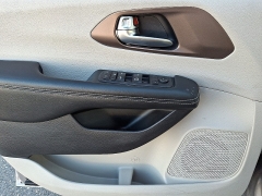 Used 2020  Chrysler Voyager Passenger Van LXI at Joshua Motor Company near Pennsauken&comma; NJ